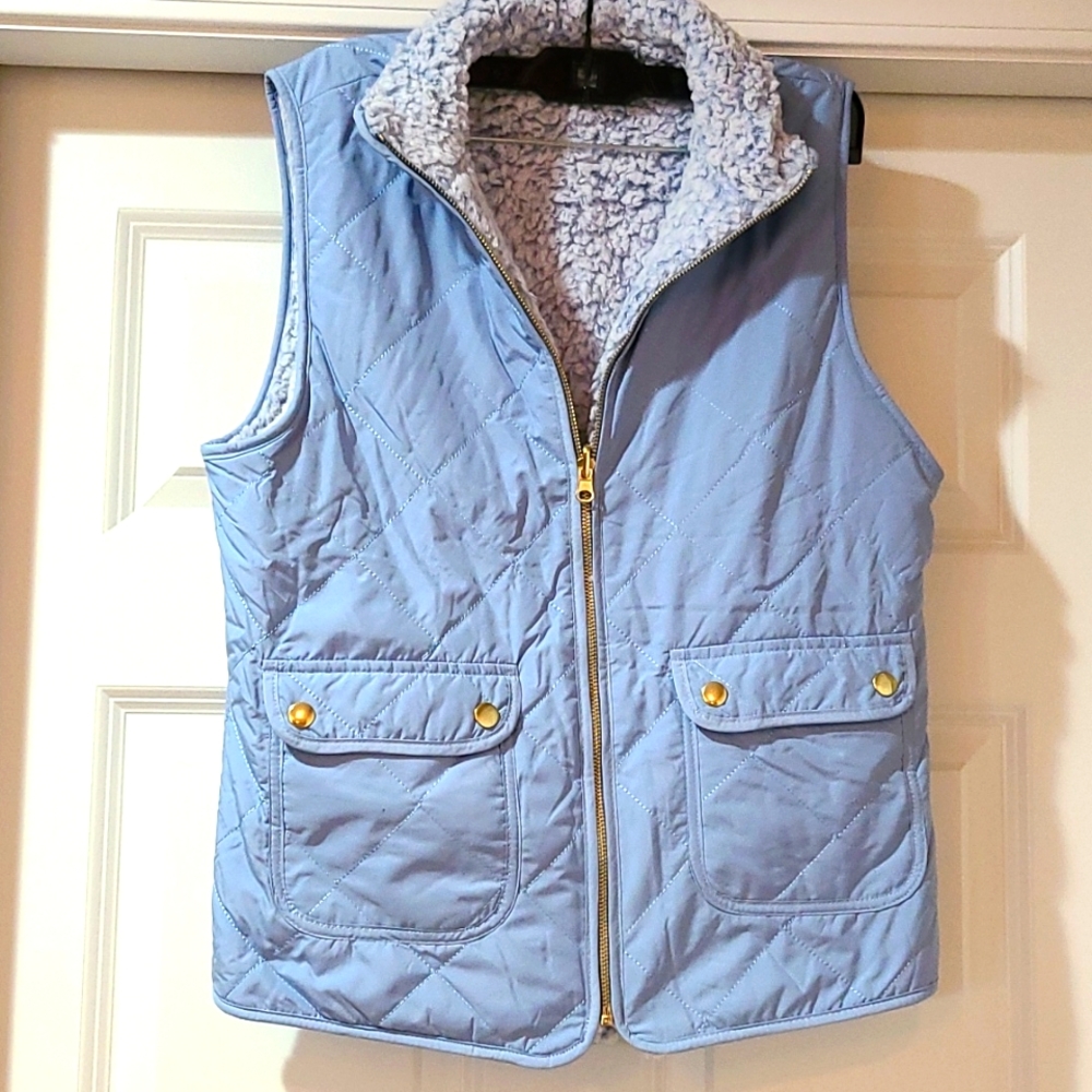 Women's reversible vest